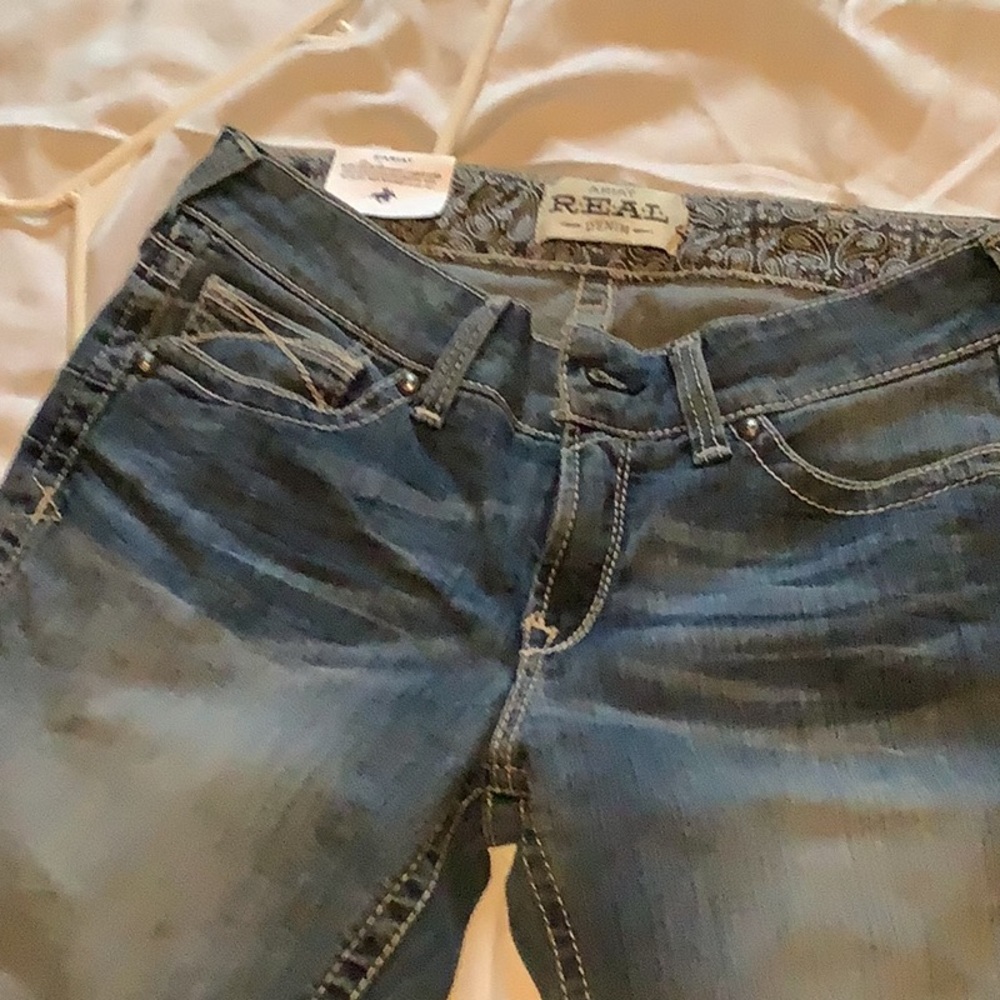 NWT ARIAT R.E.A.L. WOMENS JEANS
